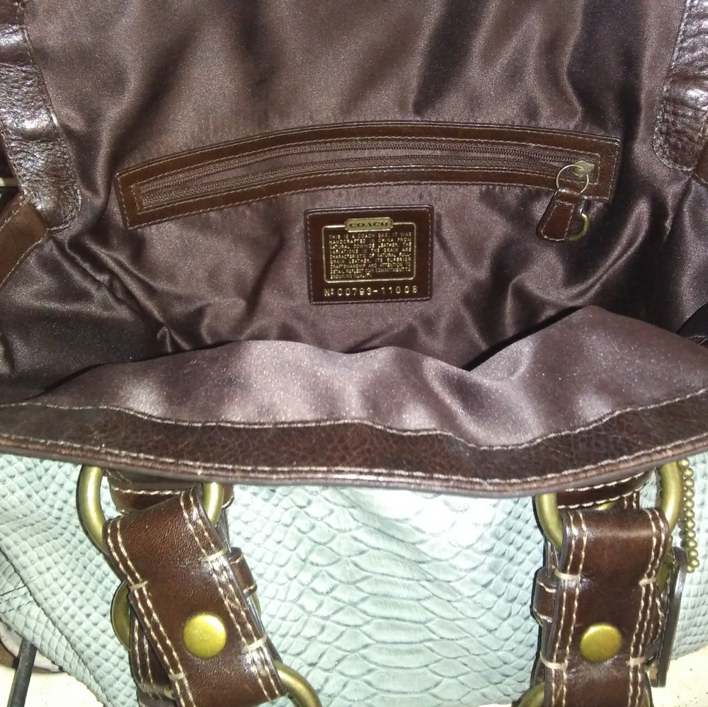 Handbag - Picture 3 of 8
